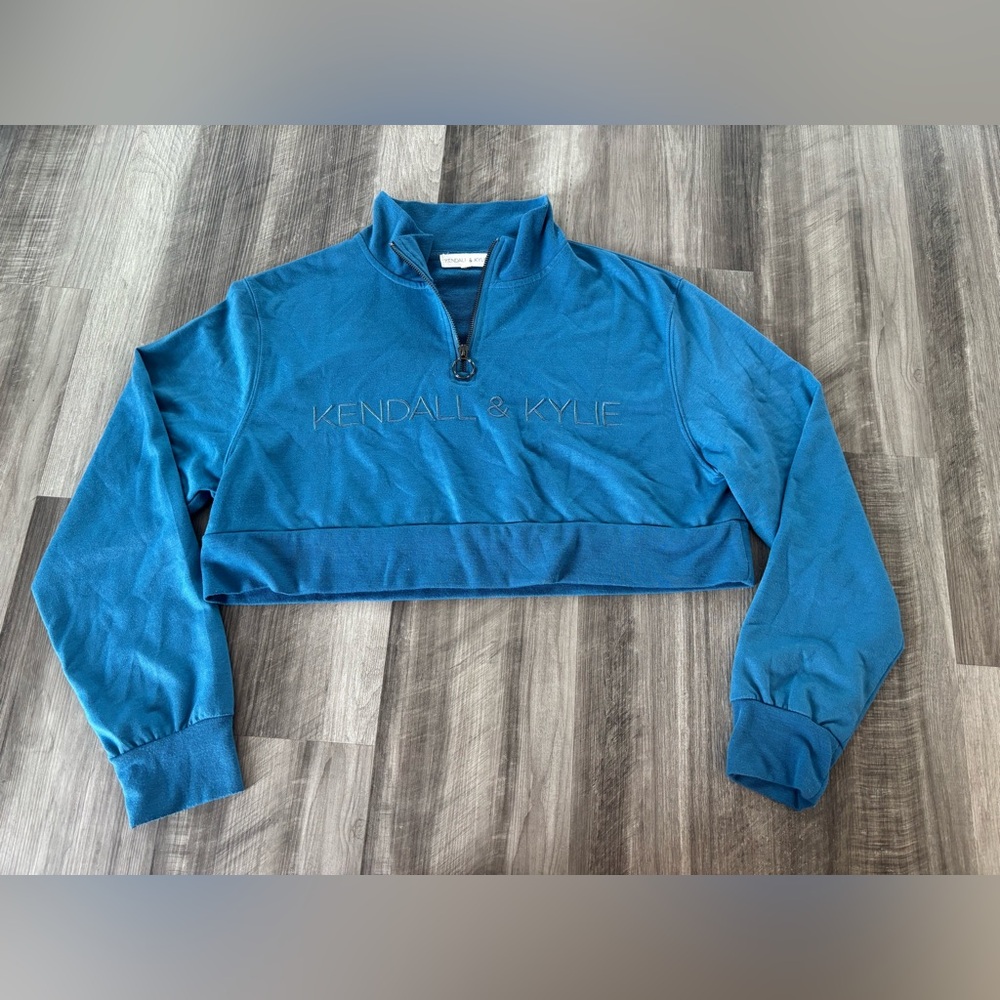 Kendall & Kylie Blue Quarter-Zip Cropped Top - Size Large